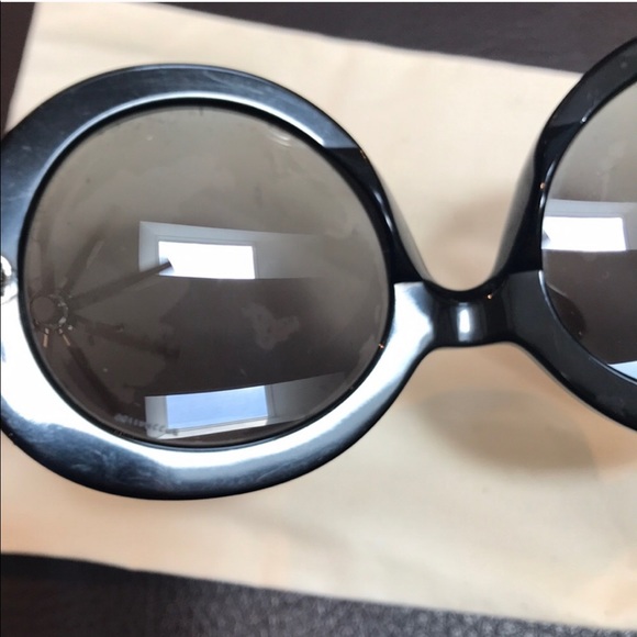 🛍🛍 FINAL MOVING SALE Prada Baroque - Picture 3 of 6